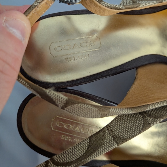 COACH Heel Women Sandals Pointed Tip Size 10 Monochrome Cream And Brown Colors - Picture 10 of 10